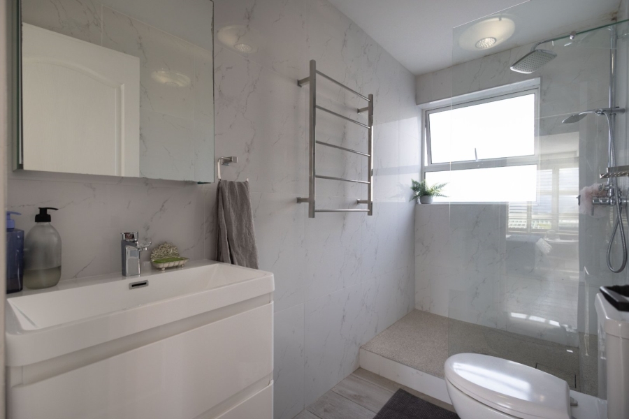 3 Bedroom Property for Sale in Bowtie Western Cape